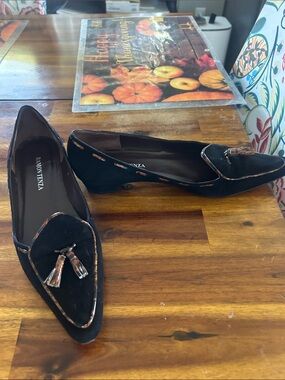Ramon Tenza Black Suede Loafers with Tortoiseshell Tassel Trim 8 N